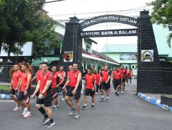 Awali Tahun 2026, Personel Kodim 0822 Bondowoso Gelar Olahraga Bersama demi menjaga Kesehatan