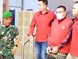 Usai Paripurna HUT ke-22 Ogan Ilir, Anggota DPRD YS Dijemput Kejari, Sore Hari Digiring ke Mobil Tahanan
