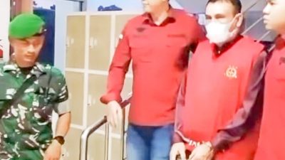 Usai Paripurna HUT ke-22 Ogan Ilir, Anggota DPRD YS Dijemput Kejari, Sore Hari Digiring ke Mobil Tahanan