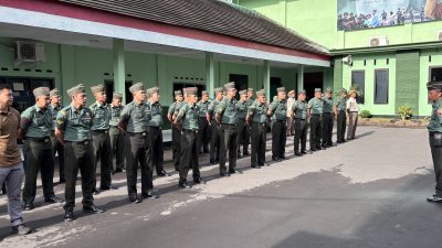 Awali Tugas dengan Disiplin dan Kepedulian Kesehatan, Kapten Inf Heri Purwanto Pimpin Apel Pagi