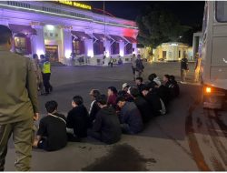 Polrestabes Surabaya Amankan 18 Pemuda Diduga Terlibat Bentrok Antar Perguruan Silat di Kedungdoro