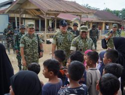 Wakasad Didampingi Gubernur Akmil Tinjau Latsitardanus di Aceh