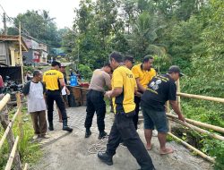 Polres Ponorogo Perbaiki Jembatan Darurat, Akses Dua Desa di Ngebel Kembali Normal