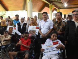 Bupati Subandi Pastikan Baksos Rp 3,016 Miliar Gubernur Khofifah Tepat Sasaran