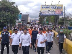 Wagub Jatim Tinjau Jembatan Sentong Longsor, Kapten Inf Basuki Rahmad Wakili Dandim 0822 Dampingi Kunjungan