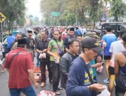 Indahnya Berbagi di Momen Ramadan ,AJIB dan SMSI Berbagi Ratusan Takjil