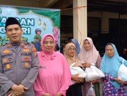 Polsek Maesan Bagikan Ratusan Sembako Untuk Dhuafa dan Takjil Gratis