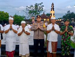 Hangat dan Penuh Makna, Kapolres Bondowoso Silaturahmi ke Pura Tri Mandala Giri