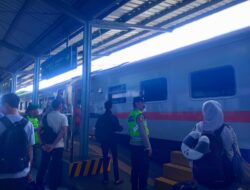 Puncak Arus Balik Lebaran Polres Malang Tingkatkan Pengamanan di Stasiun dan Terminal