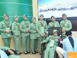 Semangat HUT Dharma Pertiwi ke-62, Persit Bondowoso Sumbangkan Darah untuk Negeri