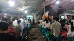 Babinsa Kodim 0822 Bersama Aparat Amankan Misa Vigili Paskah, Ibadah Berlangsung Khidmat dan Kondusif