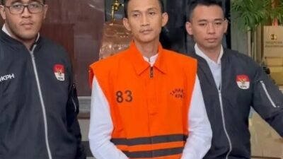 Ajudan Ditahan: Jaringan Tercium, Siapa Sebenarnya Pengendali?