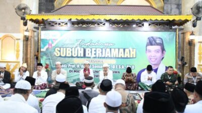 Subuh Penuh Berkah di Bondowoso, Dandim 0822 Bersama Ribuan Jamaah Padati Masjid Agung At-Taqwa Bersama Ustadz Abdul Somad