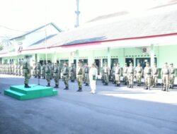 UPACARA 17-AN KODIM 0822 BONDOWOSO BERLANGSUNG KHIDMAT, AMANAT PANGLIMA TNI SOROT MEDSOS DAN ANCAMAN GLOBAL