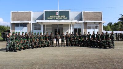 Kol Inf Rinto Wijaya menerima warga baru Brigif TP 28/Bari Fola