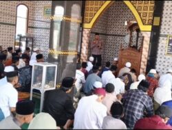 Safari Jumat Polsek Sempol: Menguatkan Silaturahmi, Menjaga Kamtibmas, dan Mengenalkan Layanan Darurat 110