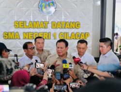 Presiden Prabowo Siapkan Sekolah Berkualitas dan Berbasis Teknologi,Komitmen Pendidikan Nasional