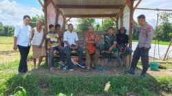 Serma Lugito Sambangi Petani di Tenggarang,Komsos Jaga Ketahanan Pangan