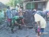 Solid tanpa batas: Babinsa Babinkamtibmas dan warga,bangun jalan desa 300 meter menjadi lancar
