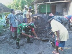 Solid tanpa batas: Babinsa Babinkamtibmas dan warga,bangun jalan desa 300 meter menjadi lancar