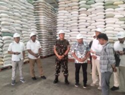 Dandim 0822 Dampingi Kunjungan Komisi IV DPR RI, Pastikan Stok Beras Aman di Gudang Bulog