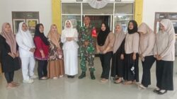 Sinergitas TNI dan Polri, Babinsa Koramil 0822/09 Pujer Bersama Bhabinkamtibmas Kawal Posyandu Balita Dahlia 1-4 di Randu Cangkring