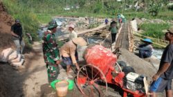 TNI dan Warga Bersatu! Pengecoran Jembatan Perintis Garuda Jadi Simbol Harapan Baru Desa Gadingsari