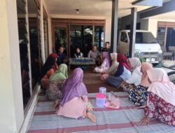 Babinsa Koramil Klabang Dampingi Pencairan Dana Bergulir BUMDesma,Kecamatan Klabang