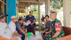 Pererat Kedekatan dengan Warga, Babinsa Desa Lanas Aktif Laksanakan Komsos di Wilayah Binaan