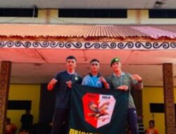 Serda Yohan Pelapory anggota Brigif TP 28 juara 1 Lomba Lari 5K di Festival Kiarono dalam rangka HUT Halmahera Utara