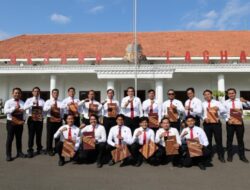 Kapolres Pasuruan Kota Berikan Penghargaan kepada Kasat Reskrim dan 21 Anggota atas Keberhasilan Ungkap Kasus Curat dalam 1×24 Jam