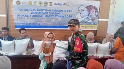 680 Warga Kejayan Terima Bantuan Pangan, Babinsa Pastikan Penyaluran Tepat Sasaran