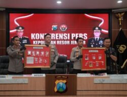 Polres Jember Ungkap Kasus Narkoba Amankan 30 Tersangka dan Ratusan Gram Sabu