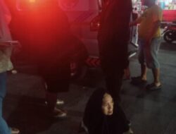 Nahas Nenek Usai Belanja Ditoko Sayur Tertabrak Motor di Jalan Erlangga