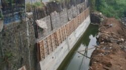 Diduga Proyek Siluman: Tembok Penahan Jalan TPT,di Desa Kalianyar jadi Sorotan Publik