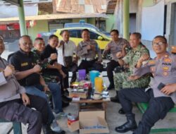 Perkuat Sinergitas TNI-Polri, Kapolsek Tapen Sambangi Danramil 0822/11 Tapen