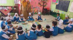 TK PGRI 01 Tapen,Terima Paket Menu MBG dari SPPG Nurul Ulum Cindogo