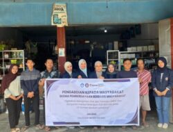 Dari Pencatatan Manual ke Sistem Digital, Tim Pengabdian Polinema PSDKU Lumajang Dampingi UMKM Toko Bangunan