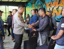 Kapolresta Malang Kota Ajak Media dan Suporter Jaga Kamtibmas, Dorong Aremania – Bonek Rawat Kedamaian Sepak Bola