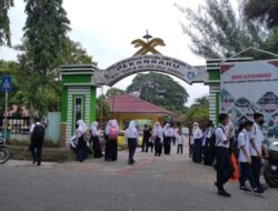 Keterlaluan! Rombel Diduga Overload, Sewa Lapak hingga Rp35 Juta di SMPN 13 Pekanbaru Disorot