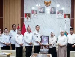 Jaga Warisan dan Cerdaskan Generasi: Bupati Panca Wijaya Akbar Terima Audiensi Bahas Budaya dan Pendidikan