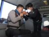 Polres Malang Libatkan Tim Dokkes, Menjaga Napas Para Penjinak Api Karhutla di Lereng Bromo