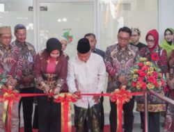 Wabup Mimik Resmikan Gedung Pelayanan Instalasi Dialisis RSUD Sidoarjo Barat, Permudah Akses Cuci Darah