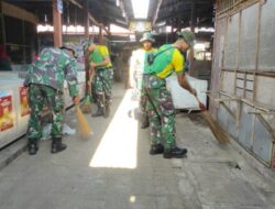 Bukan Sekadar Seremoni, Kodim 0822 Gandeng TNI-Polri dan Warga, Bersihkan Pasar Nangkaan
