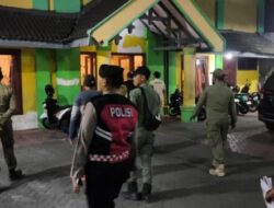 Aparat Gabungan Segel Enam Tempat Hiburan Malam di Pamekasan, Penertiban Berjalan Kondusif