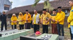Peringati HUT ke-62, DPD Golkar Jember, Ziarah Makam Mantan Ketua dan Gelar Tasyakuran