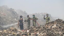 Sinergitas TNI-Polri dan Instansi Terkait, Percepat Penanganan Karhutla di TPA Taman Krocok Bondowoso