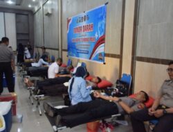 Polres Bondowoso Gelar Aksi Sosial Donor Darah Peringati HUT Humas Polri ke-75: Sinergi TNI-Polri dan Awak Media Jaga Kemanusiaan