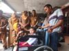 Bantu Mobilitas Warga, Wabup Mimik Salurkan Kursi Roda di Desa Candi dan Sumorame